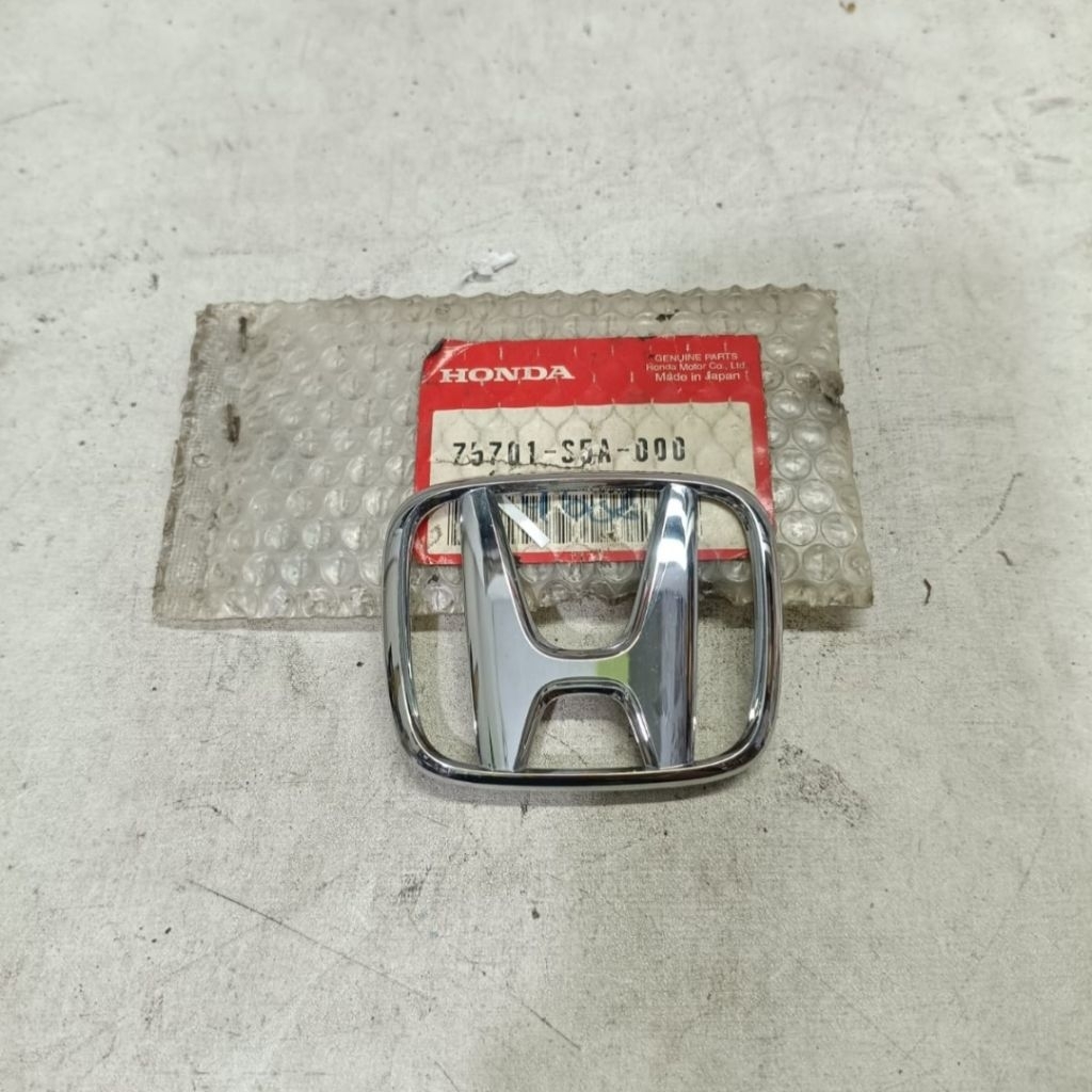 Emblem logo H bagasi belakang honda civic century es vtis 75701-S5A-000