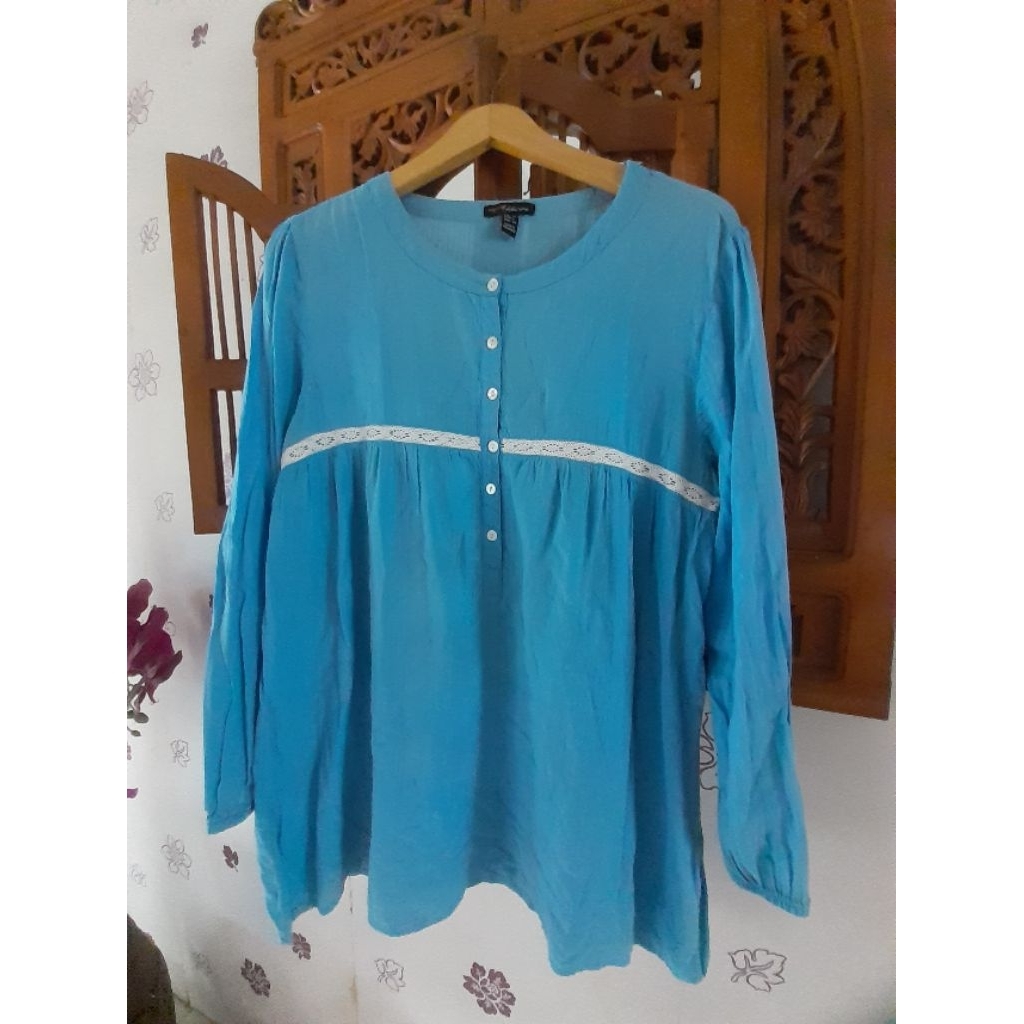 Baju Atasan Wanita Preloved Second Branded ' APPA'ZE' ( LD 105 P 75 )