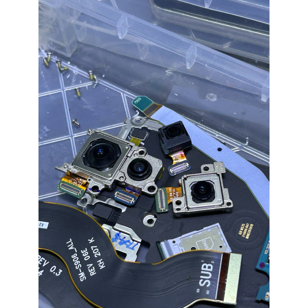 camera samsung s22+ minus