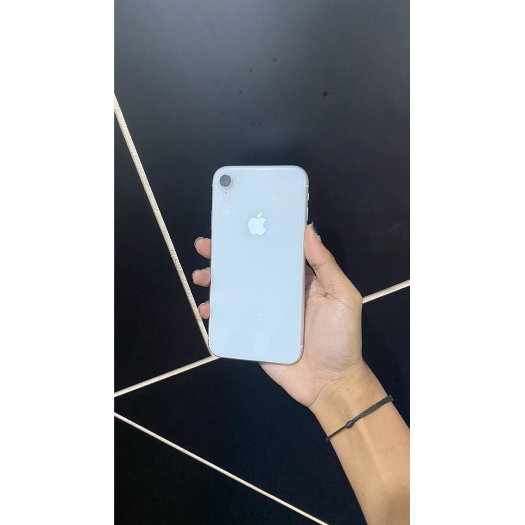 iphone xr 64gb ibox second fullset original free temper softcase