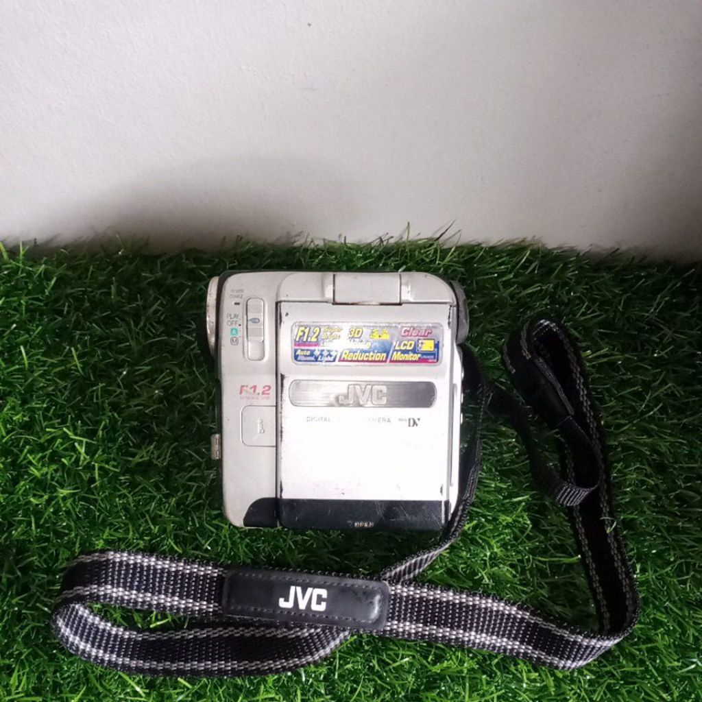handycam JVC diaplay jadul