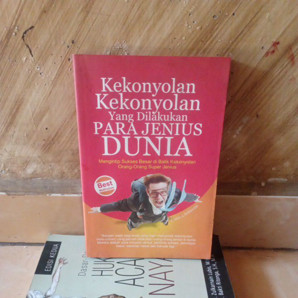 buku bekas; Kekonyolan Kekonyolan Yang Dilakukan Para Jenius Dunia oleh Candra Setiawan