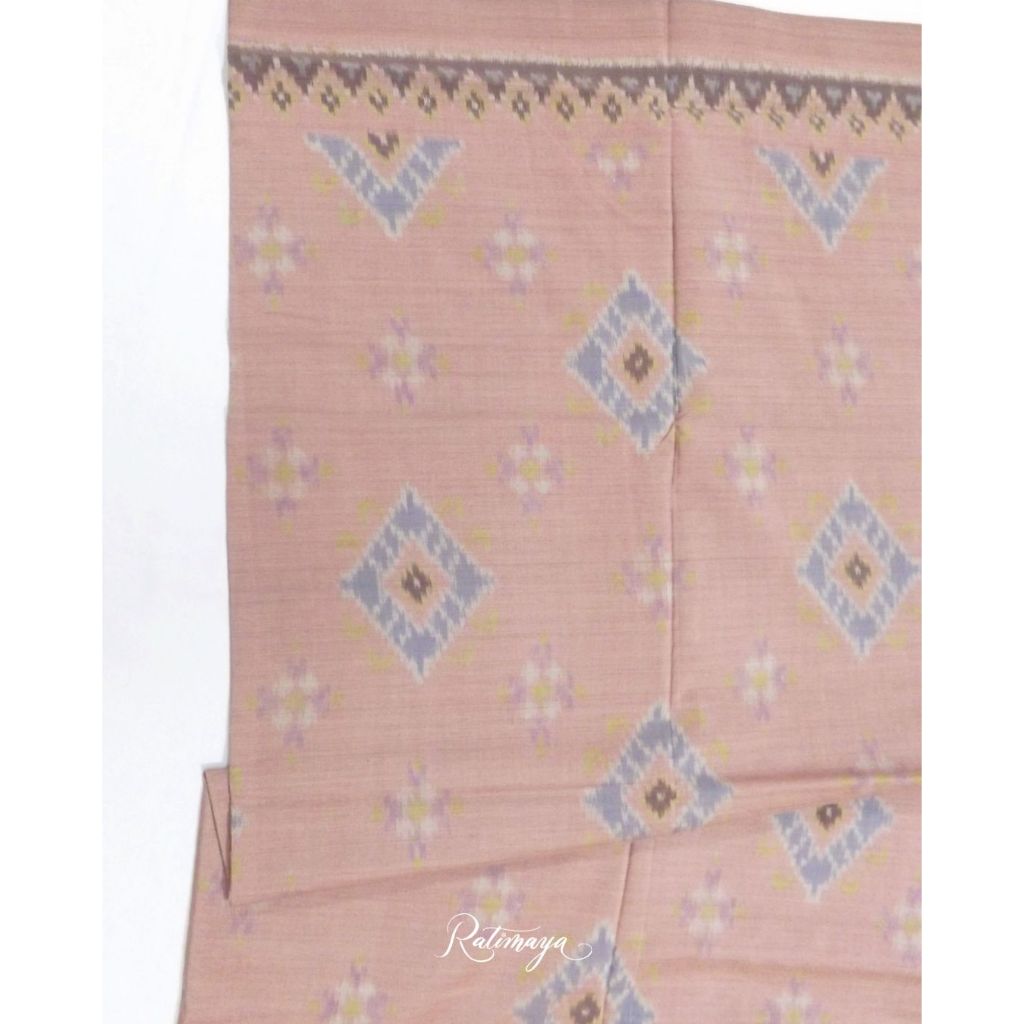 Tenun Endek Bali Pink