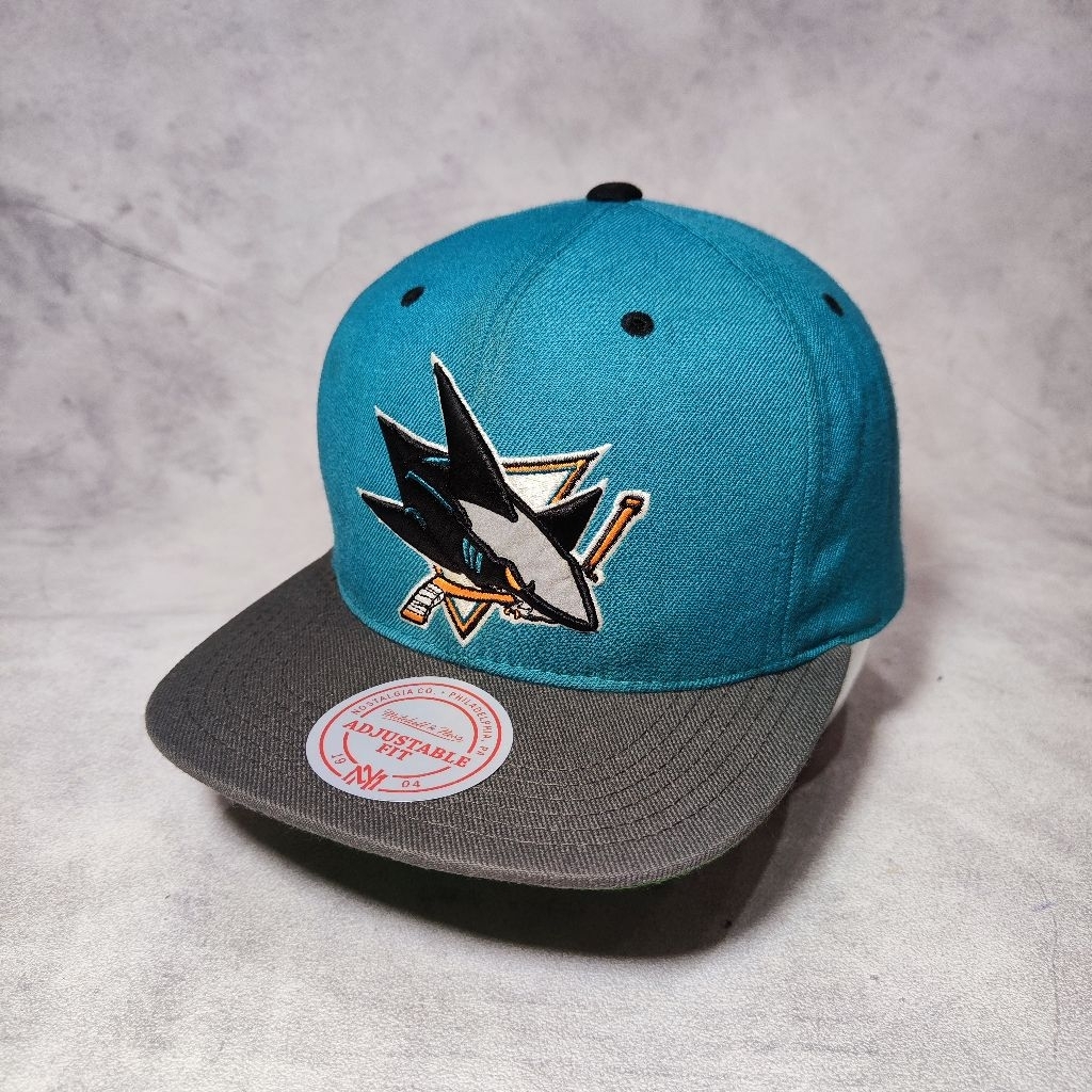 topi snapback mitchell and ness san jose sharks original kondisi second