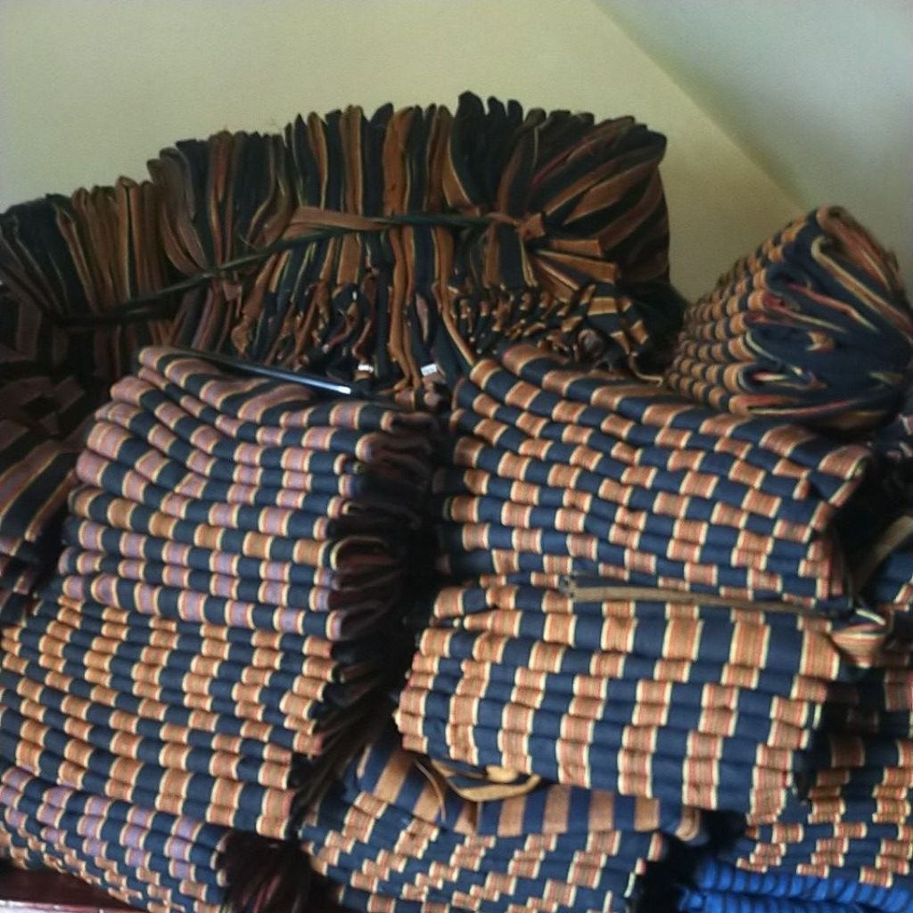 kebaya anak rijek ukuran  L4