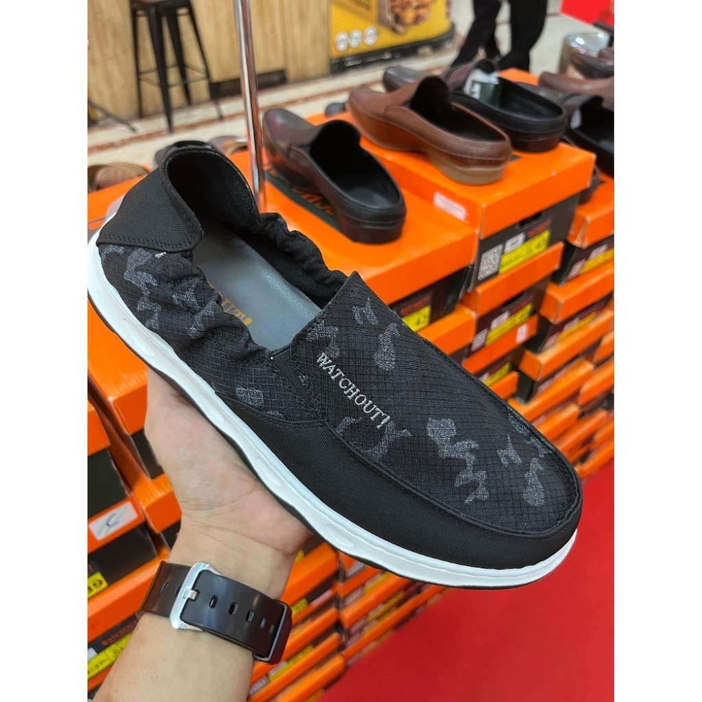 Watchout Sepatu Slip-On Pria