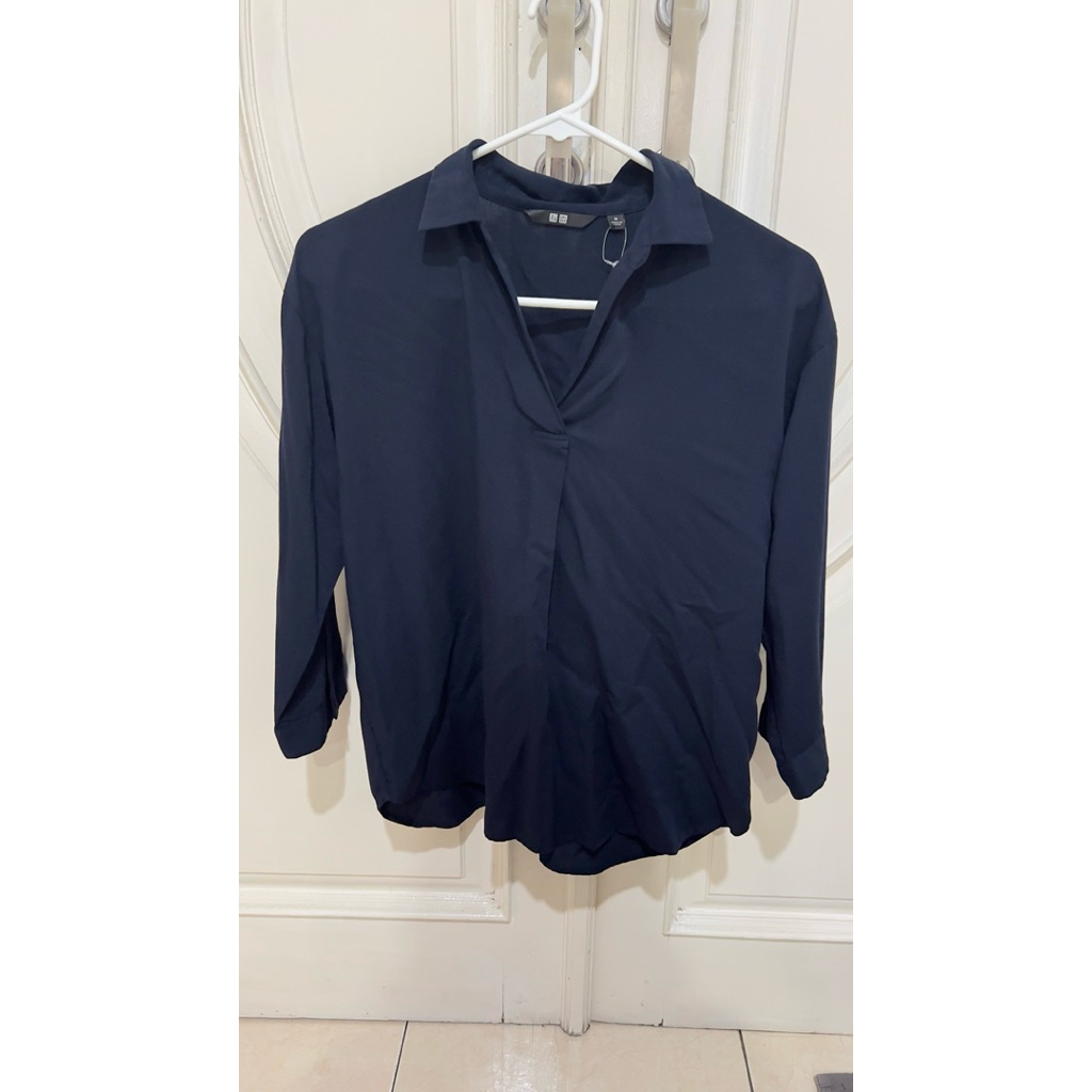 uniqlo shirt (preloved)