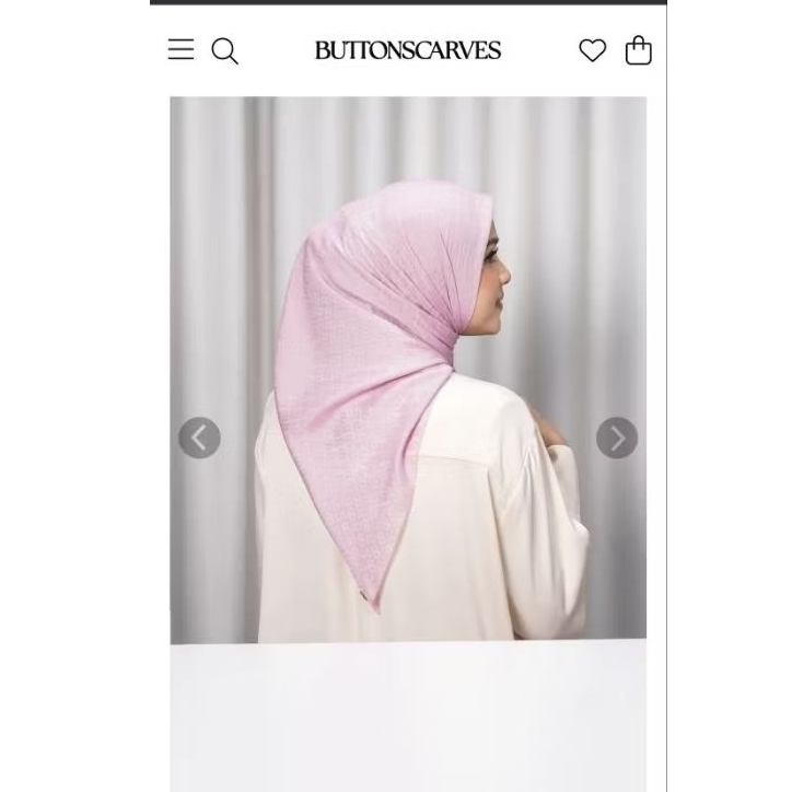 buttonscaves tapis embossed pale pink