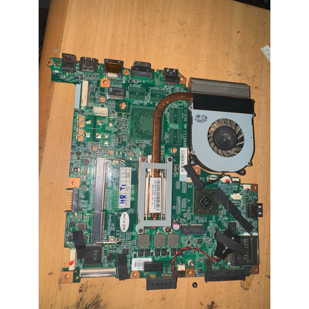 mainbord Acer Z3-451 AMD A10 keadaan mati belum servis