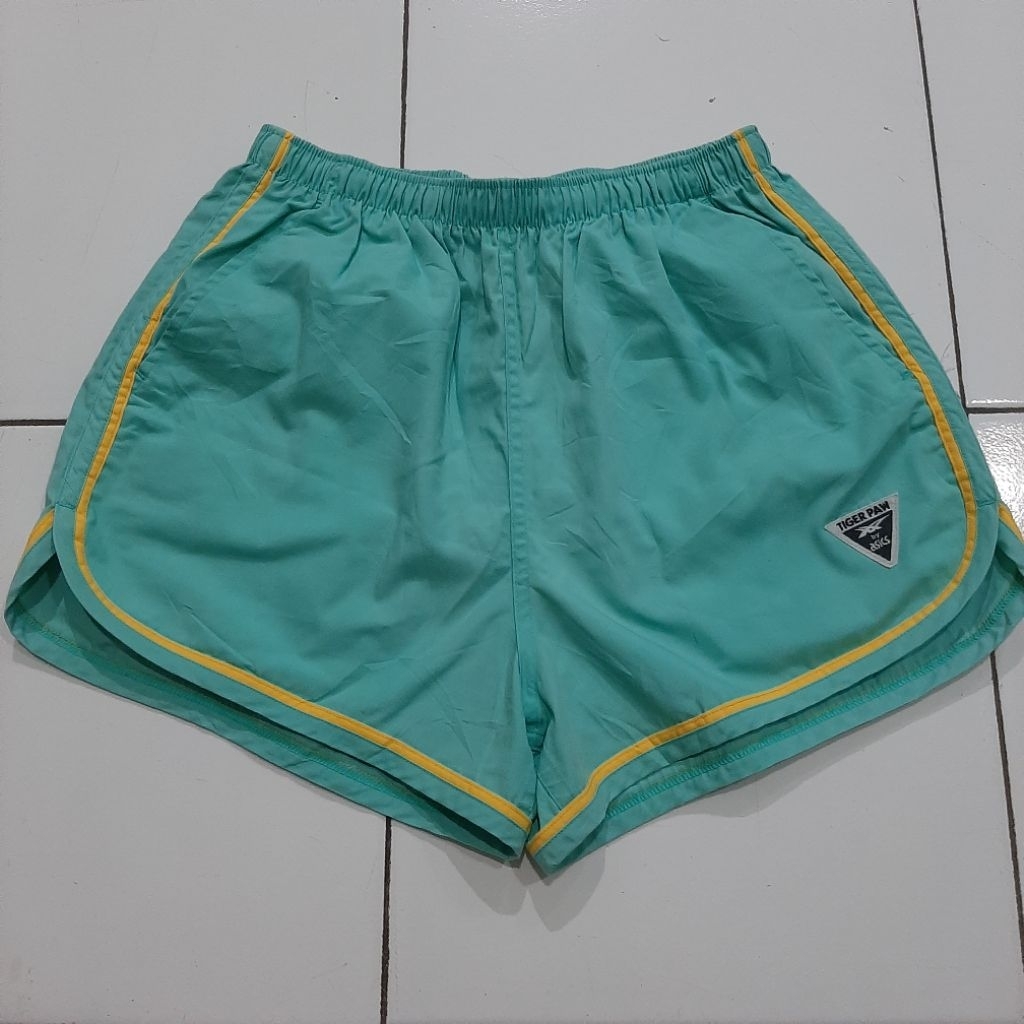 running asics vtg preloved