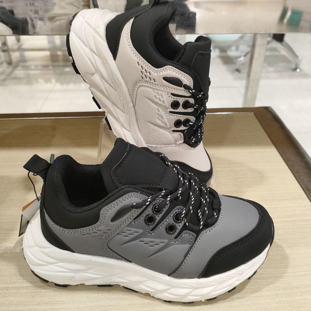 Sneakers Anak Cowok Nevada 31-35