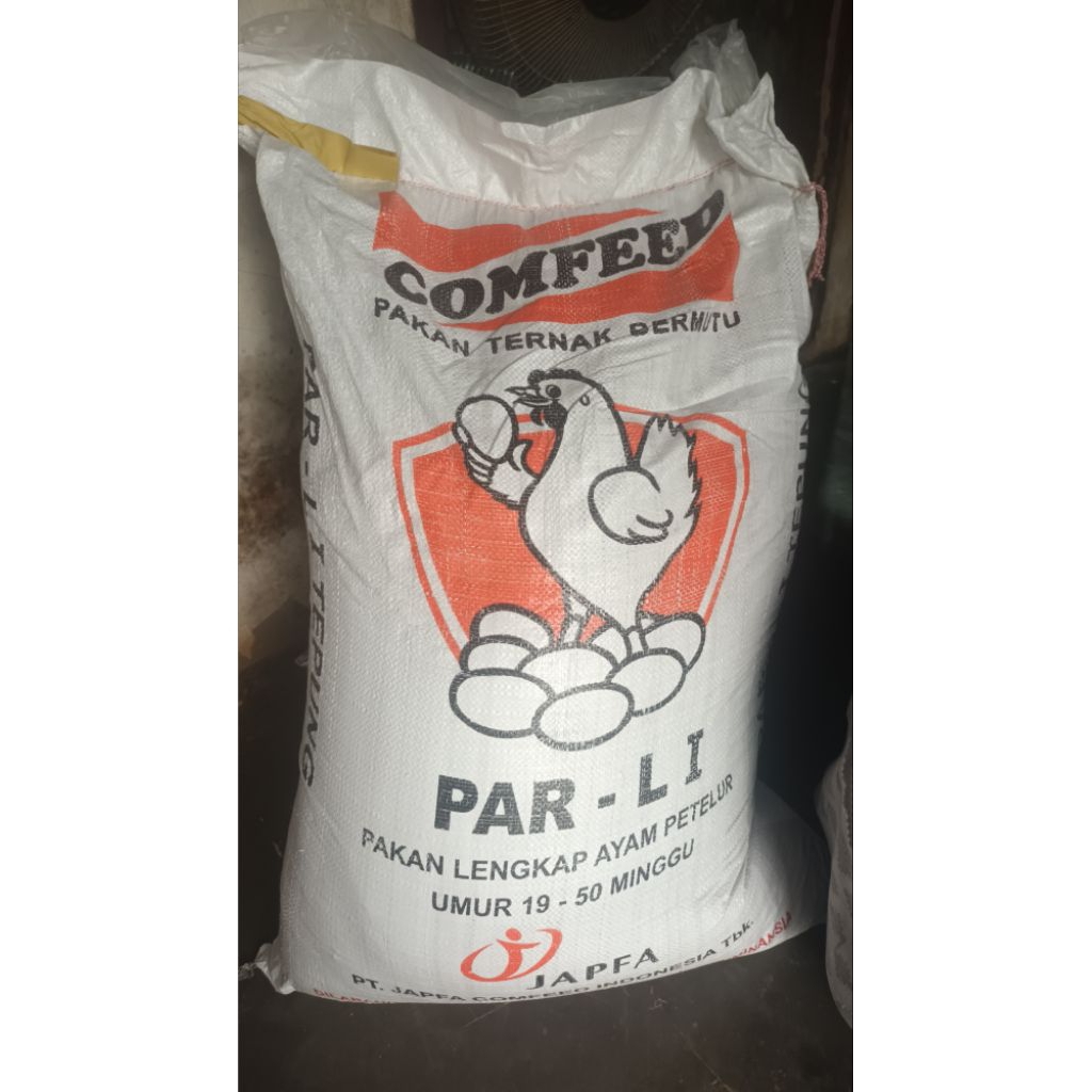 COMFEED pakan ayam petelur