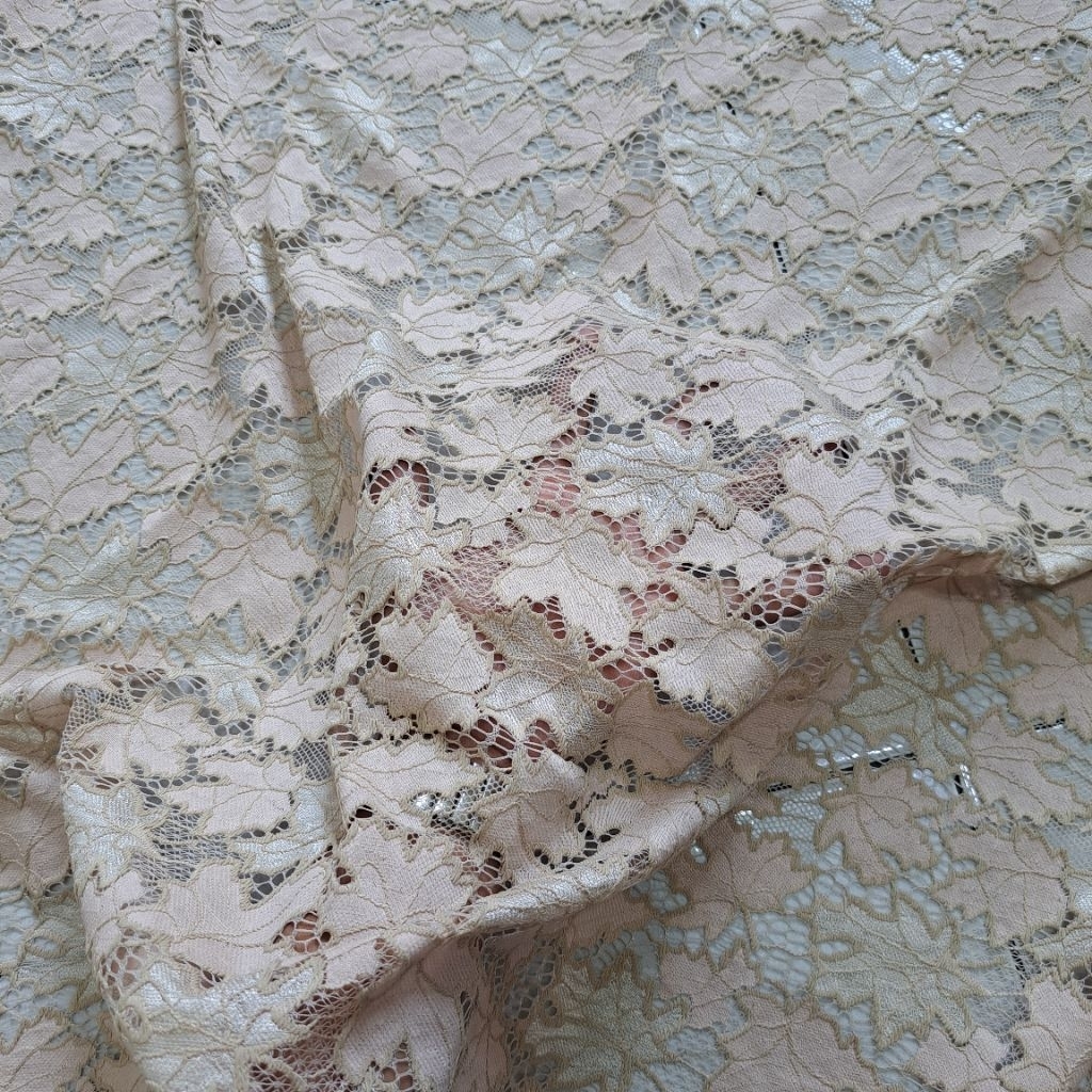 kain brokat prada premium import  - kain brokat prada antik - kain brokat semi prada warna cream