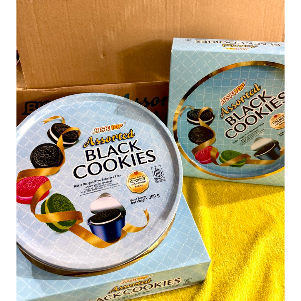 BISKITOP BLACK COOKIES ASSORTED KALENG BULAT 300gr,1DUS ISI 6 KALENG