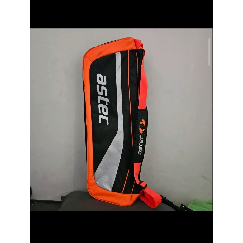 Tas Raket Badminton Astec Tornado 3 raket gak pernah dipakai