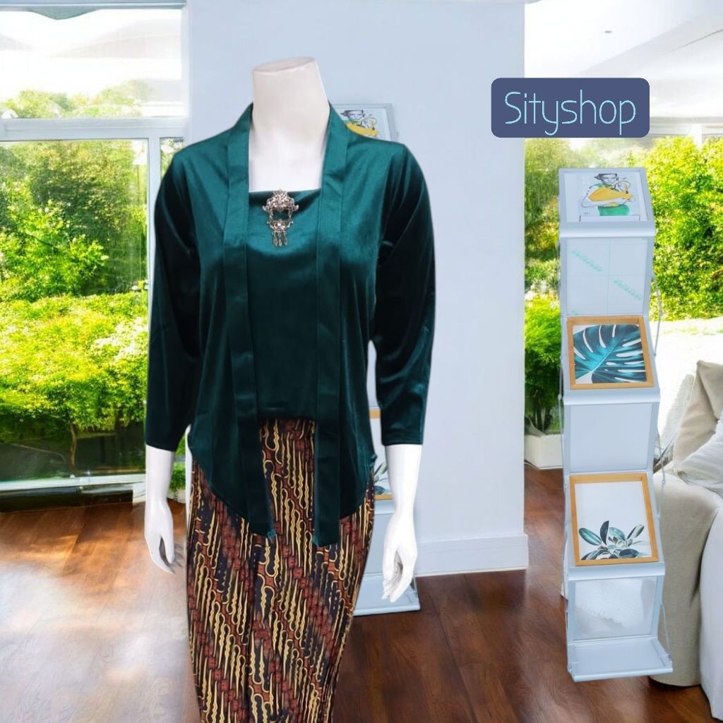 Kebaya Kutubaru Bludru Clasik Jawa/Tersedia Jumbo