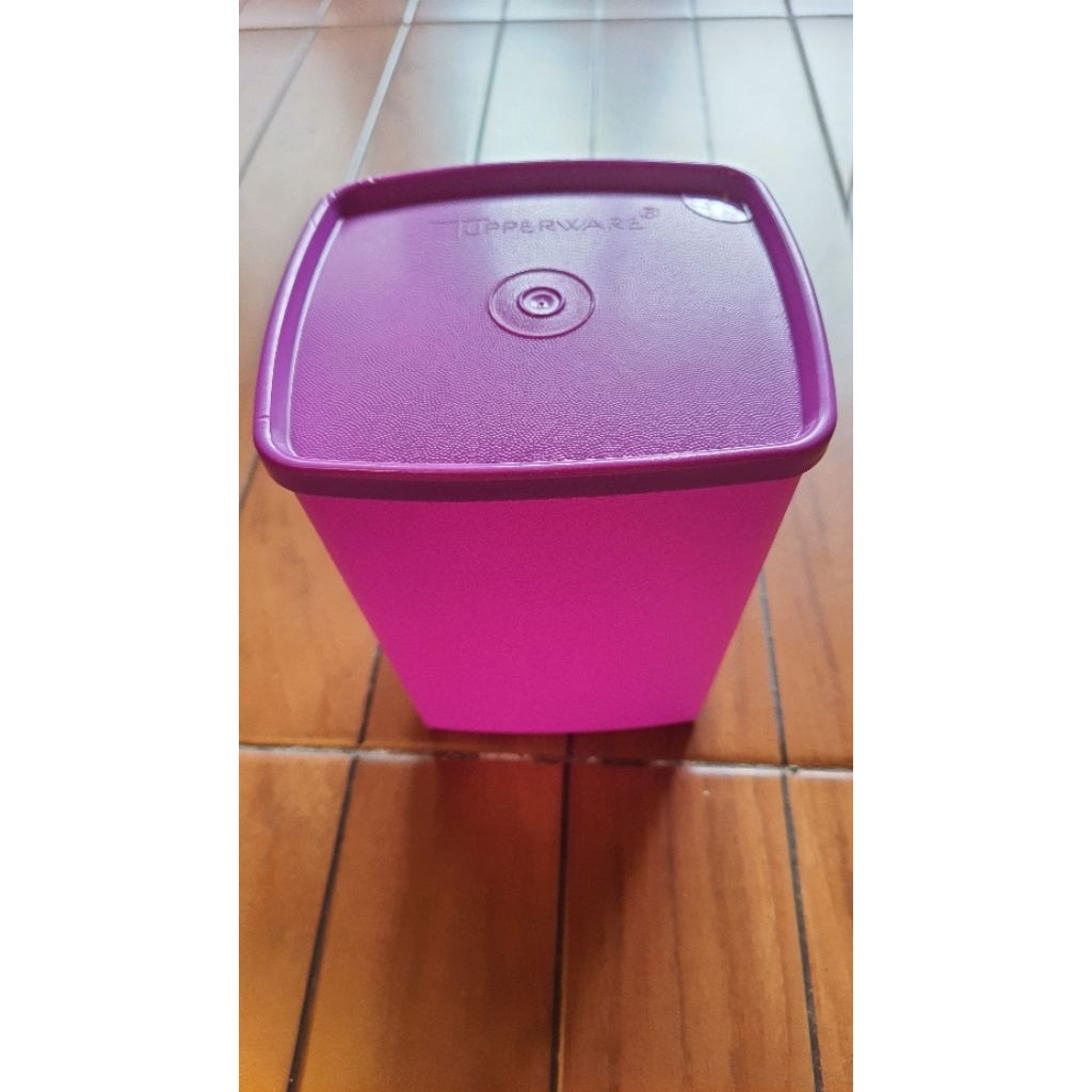 Ecer large square round ungu 1.8L