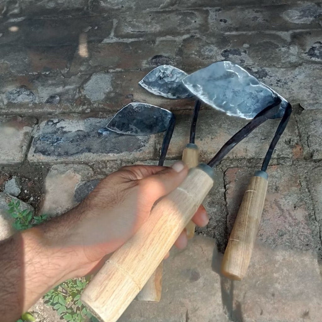 Alat Wangkil Kored Mireng Kored Rumput bahan Baja asli tebal