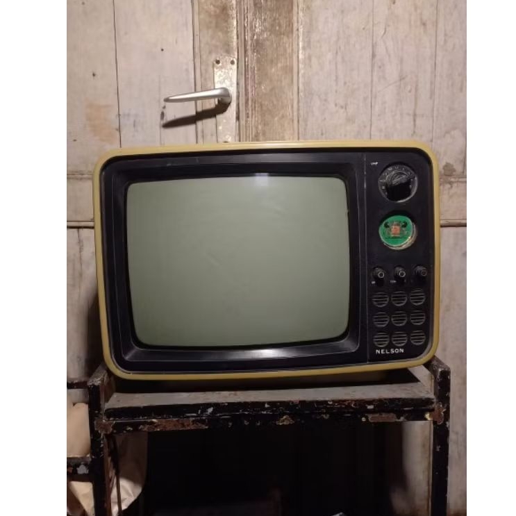 tv jadul antik nelson lawas vintage