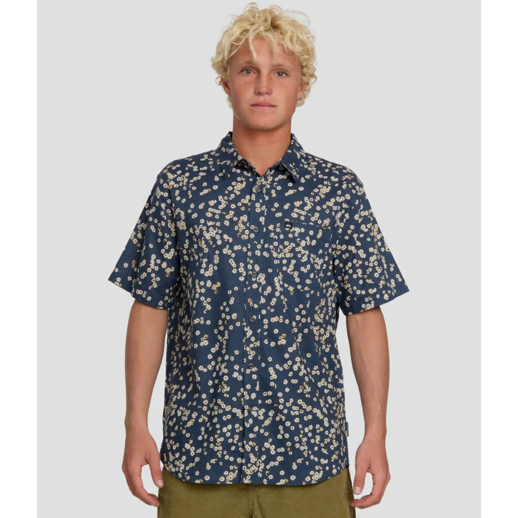 Kemeja Pria Quiksilver original