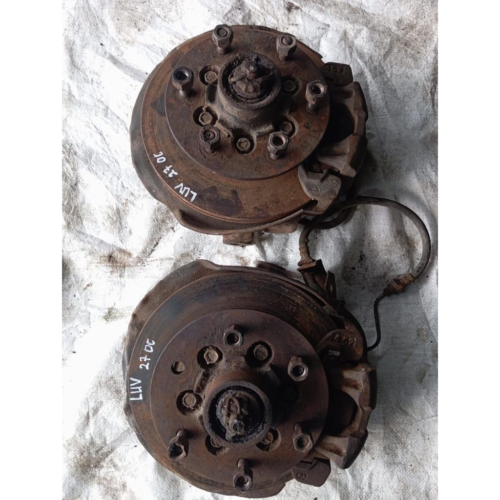 Cakram Chevrolet LUV Depan