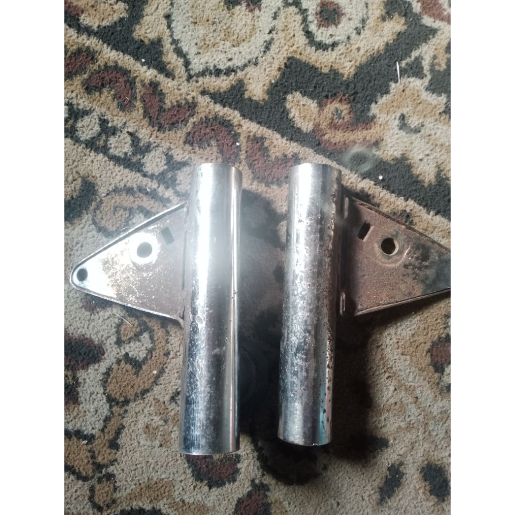 kupingan lampu gl100