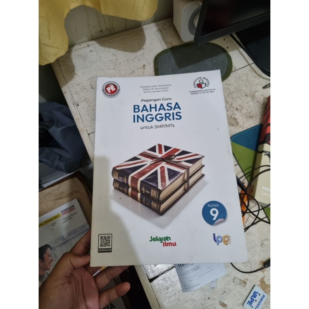 Buku Pelajaran Bahasa Inggris Buku Guru untuk SMP kelas 9 IX Intan Pariwara Kurikulum Merdeka