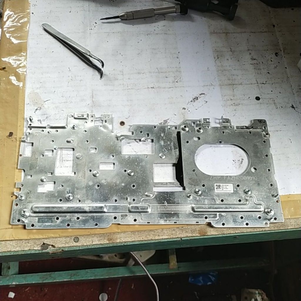 bracket bricket kaleng penahan motherboard mobo mesin keyboard Acer Aspire ES1-132 ac14b18j Original