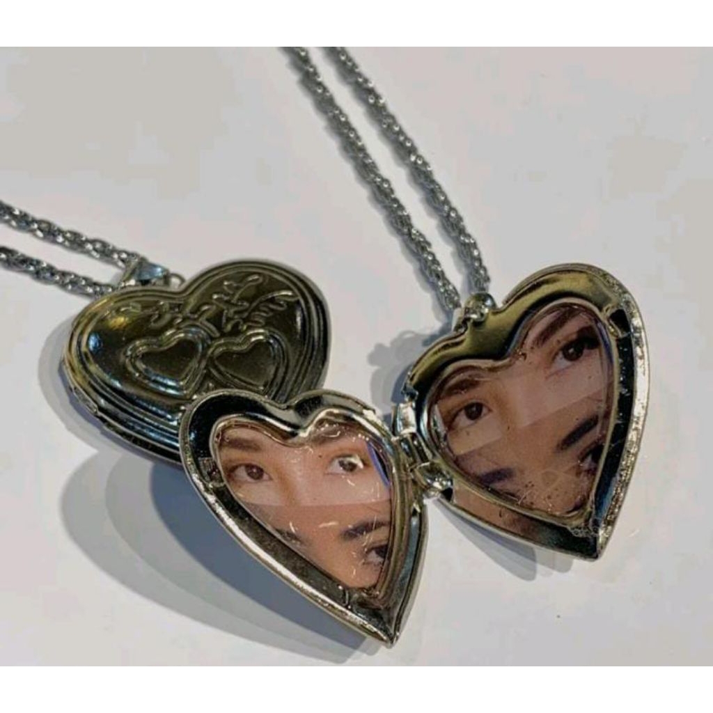 Kalung Locket Hati Custom Foto – Couple / Hadiah Spesial
