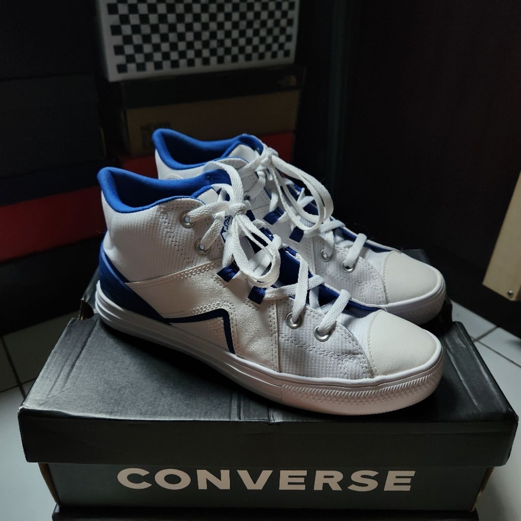 CONVERSE CTAS FLUX ULTRA MID - 1X PAKAI