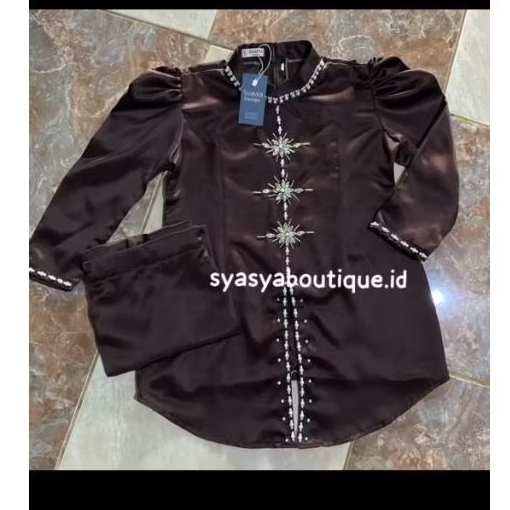 PRELOVED Set Melayu anak FREE hijab segiempat