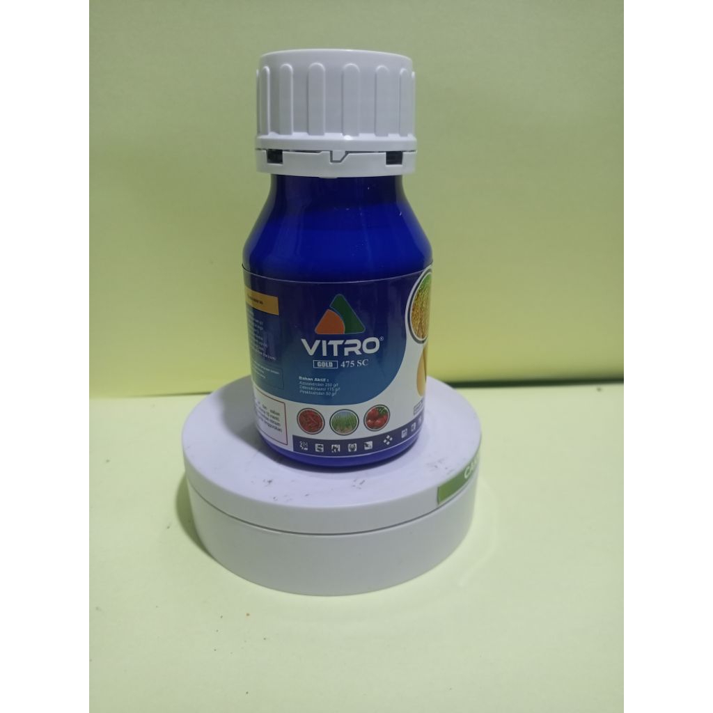 VITRO GOLD 475 SC FUNGISIDA BERAT BERSIH 250 ML