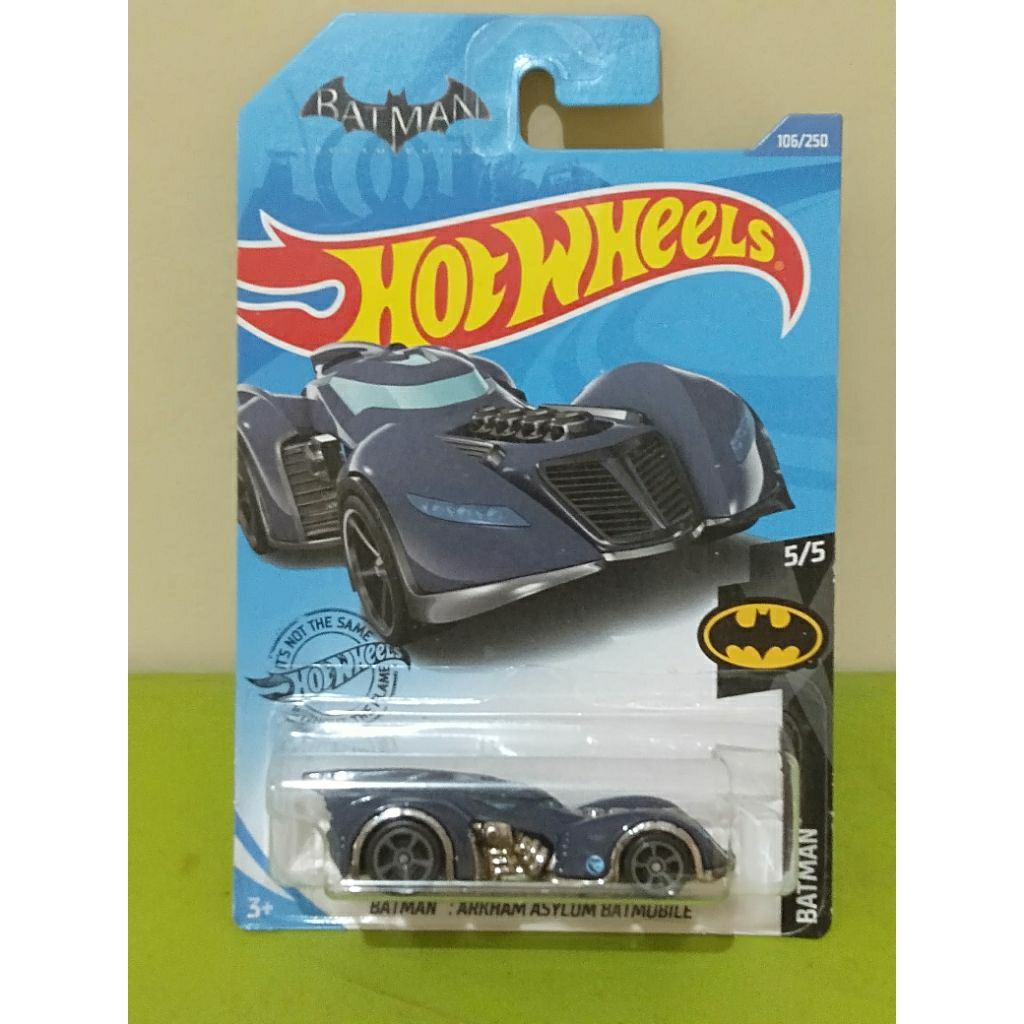 Hotwheels T Hunt Batman Arkham Asylum Batmobile