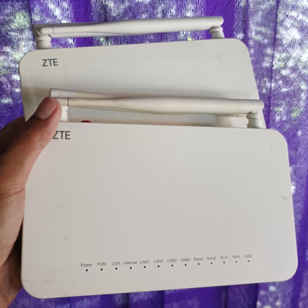 ZTE F609, ZTE F670L, Huawei HG8145v5