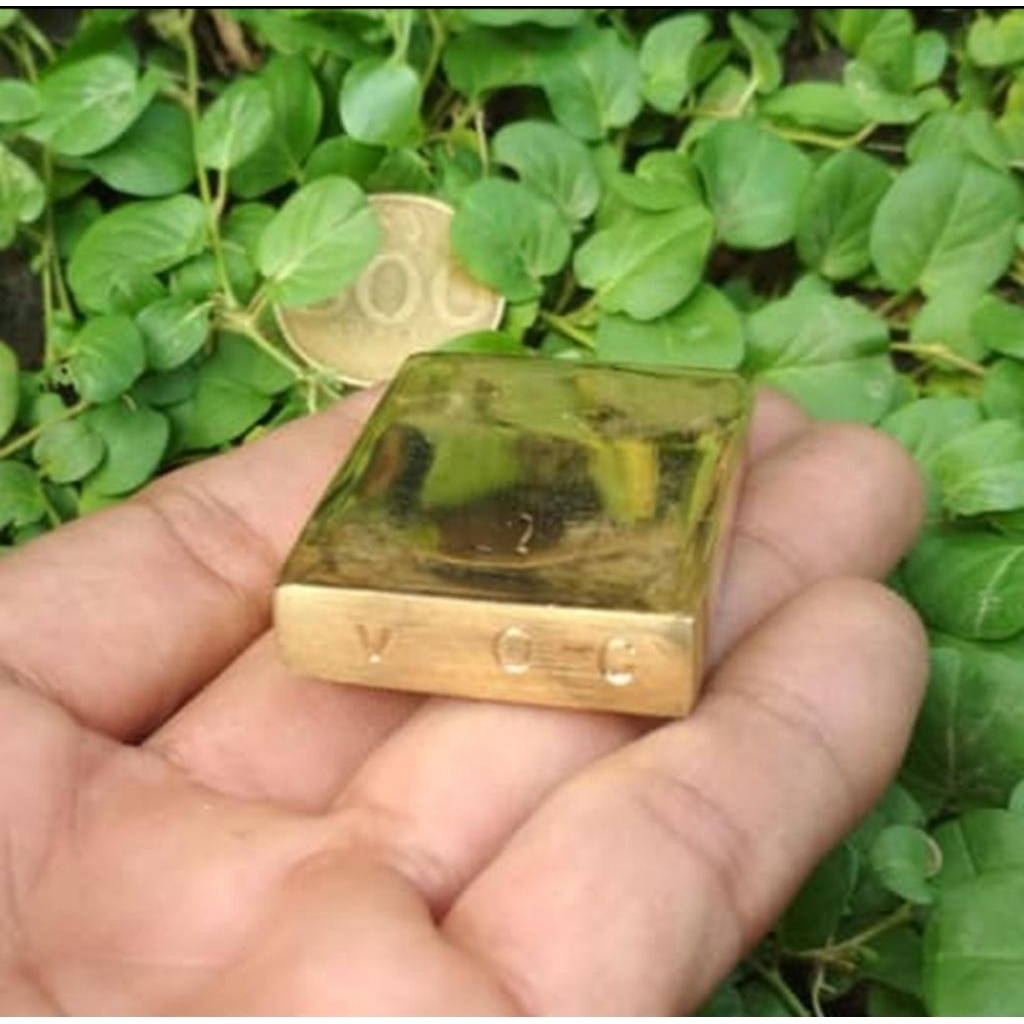 Replika Emas Batang Voc Bahan Kuningan