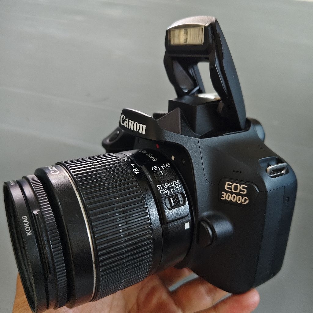 CANON 3000D