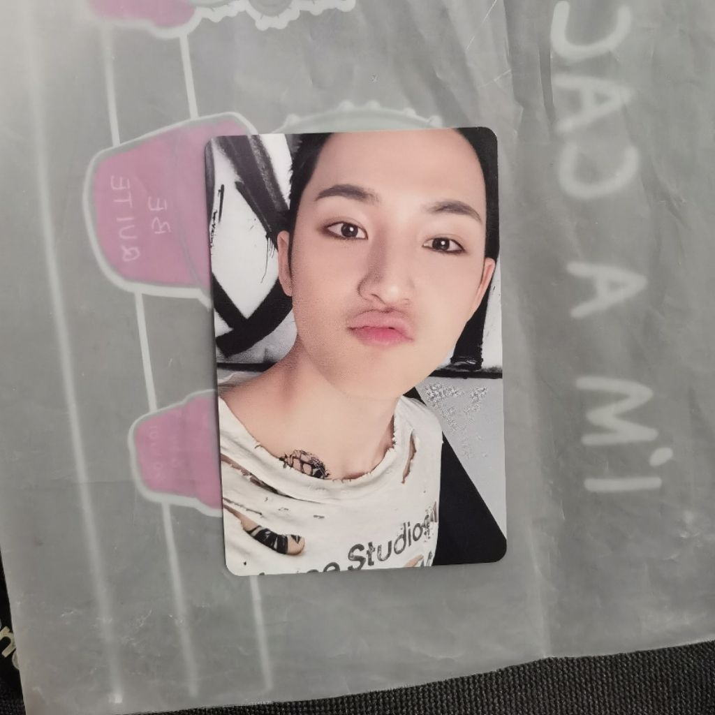 photocard mingyu seventeen official mingyu daredevil happy burstday seventeen mingyu cimumu daredevi