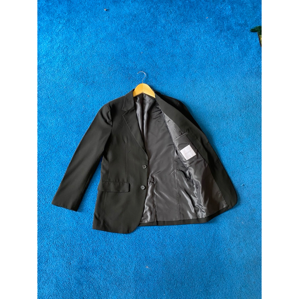 Jas Blazer Hitam pekat ZIOZIA