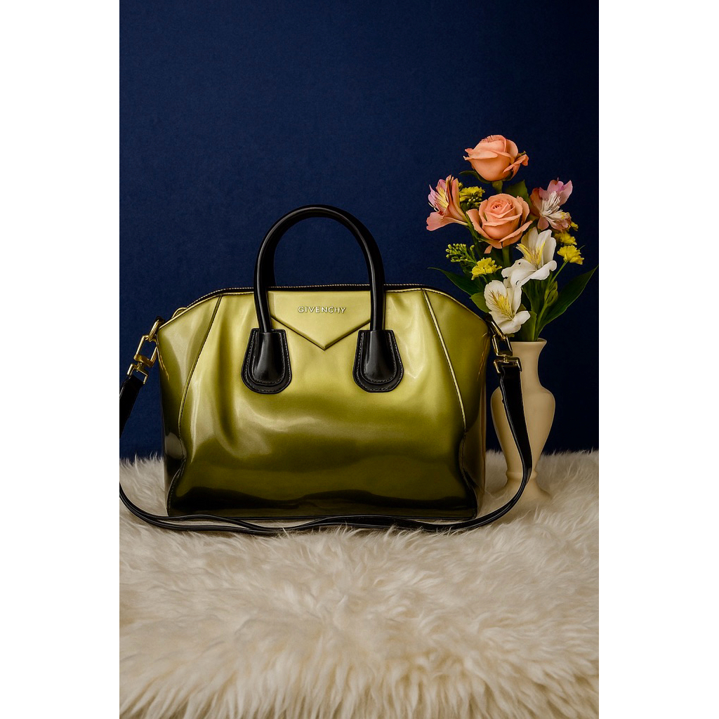 Preloved Tas Wanita Givenchy