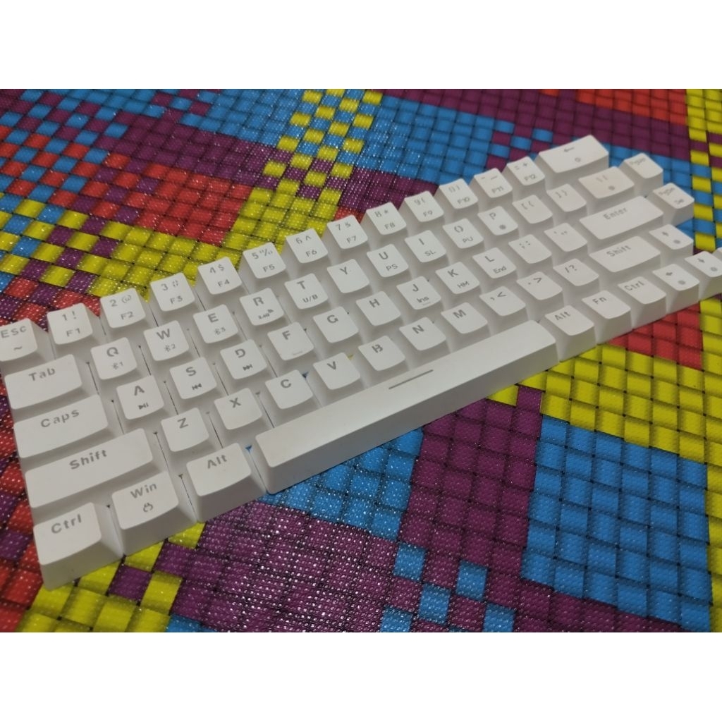 keycaps putih copotan vortexseries gt 6 (65% compact layout) oem profile