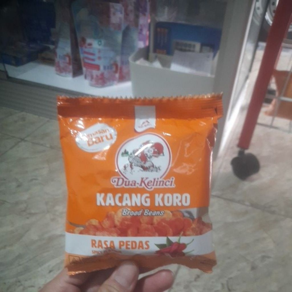 DUA KELINCI KACANG KORO RASA PEDAS