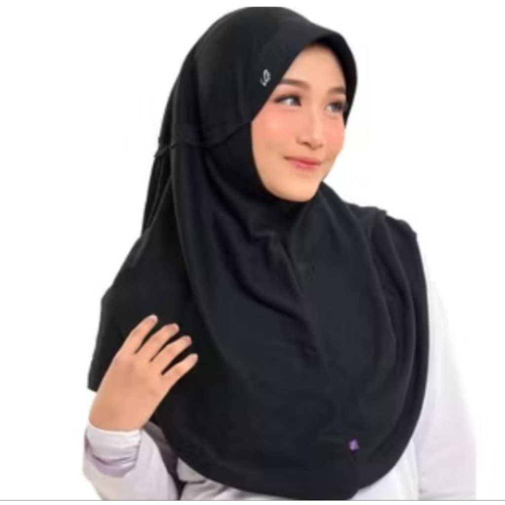 Rabbani Innova hitam