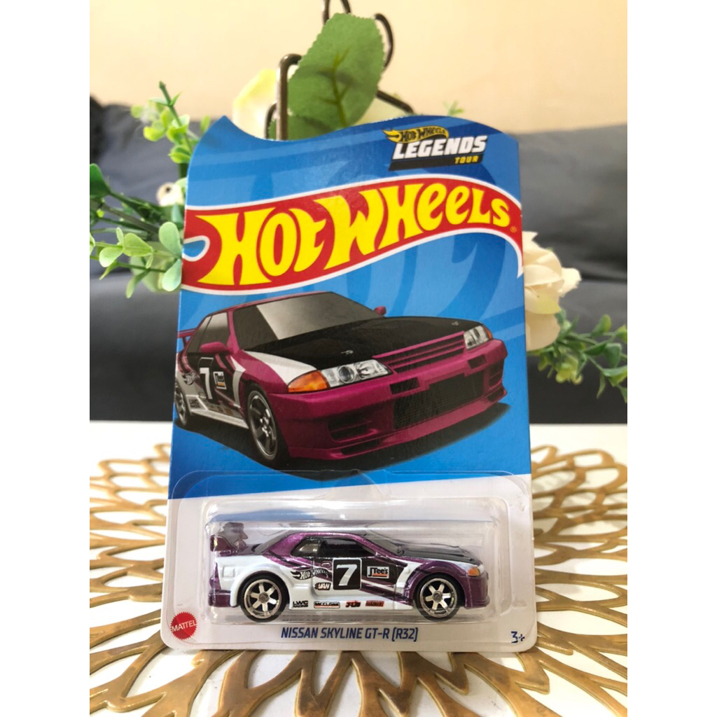 Nissan Skyline GT-R R32 Legend Tour