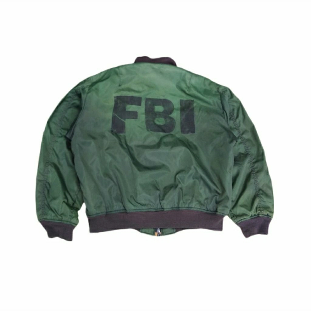 bomber jacket , flying man's type MA1 army air force