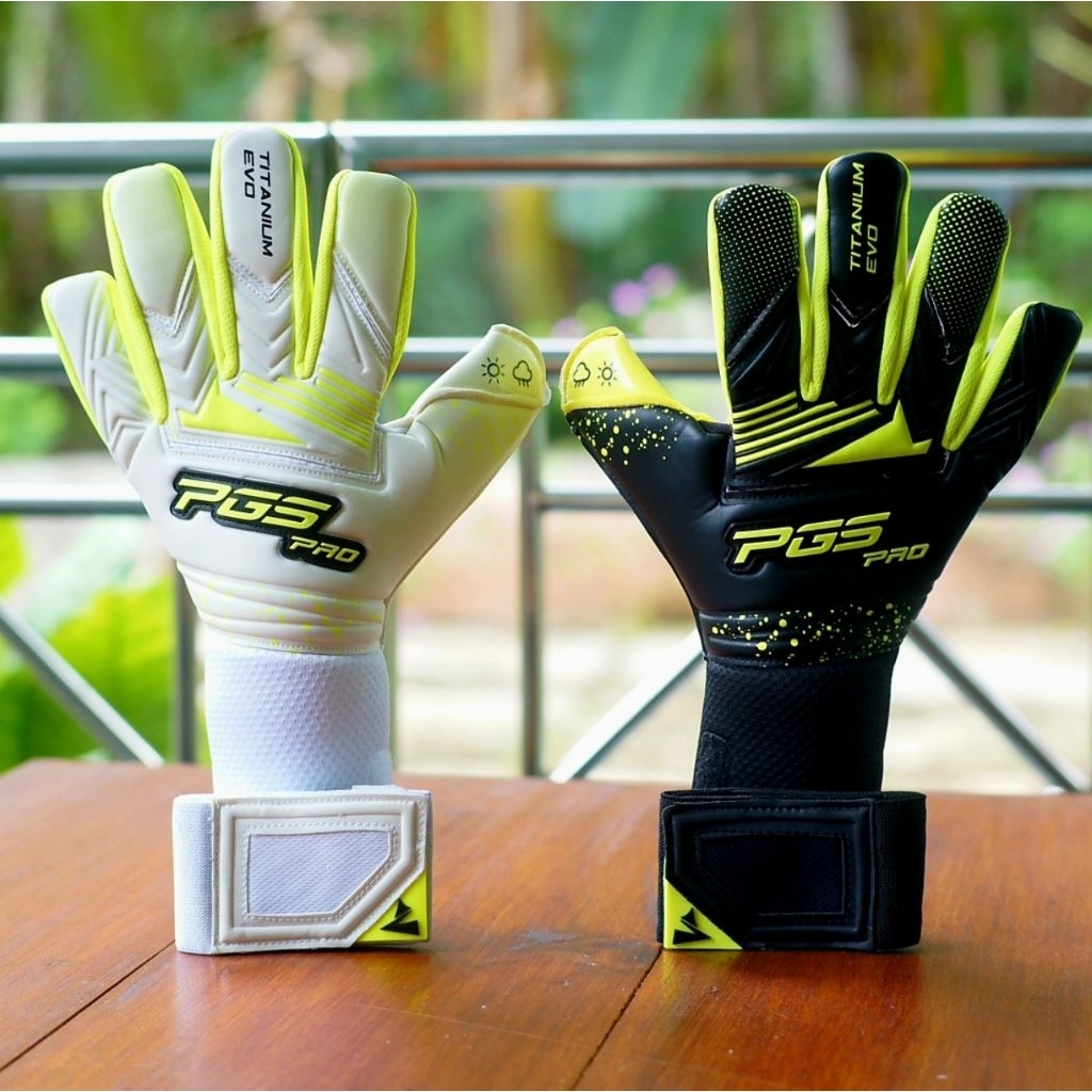 Sarung Tangan Kiper PGS Pro Eagle Titanium Evo 2025