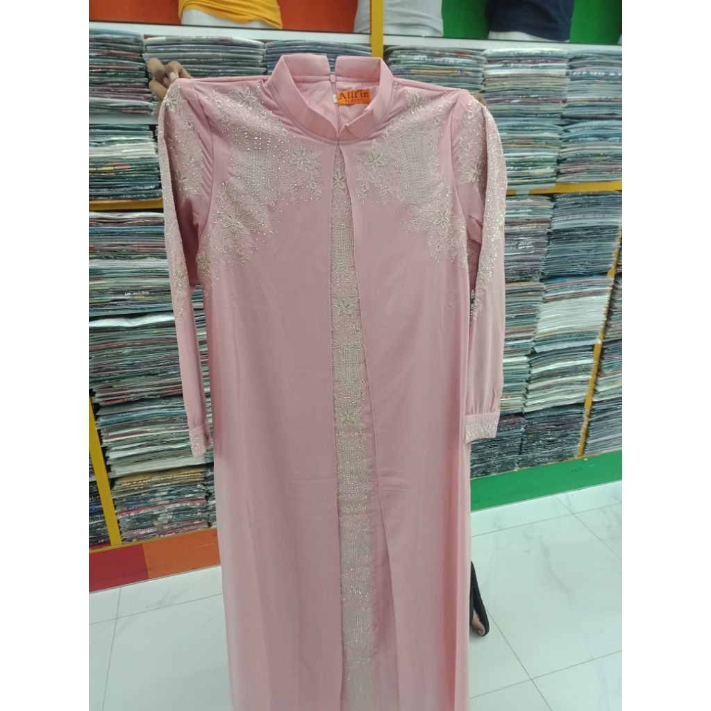 baju khas aceh perempuan