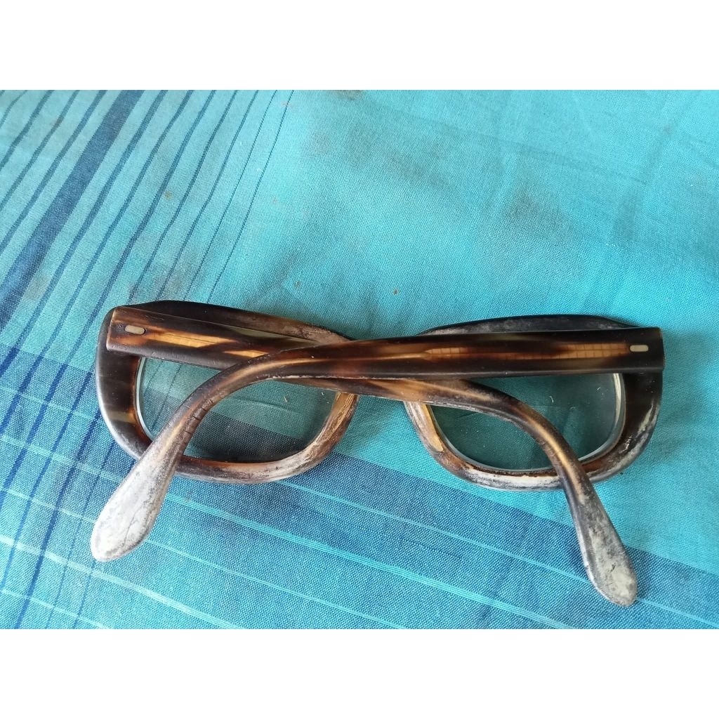 Frame kacamata 2ndvintage jadul antik