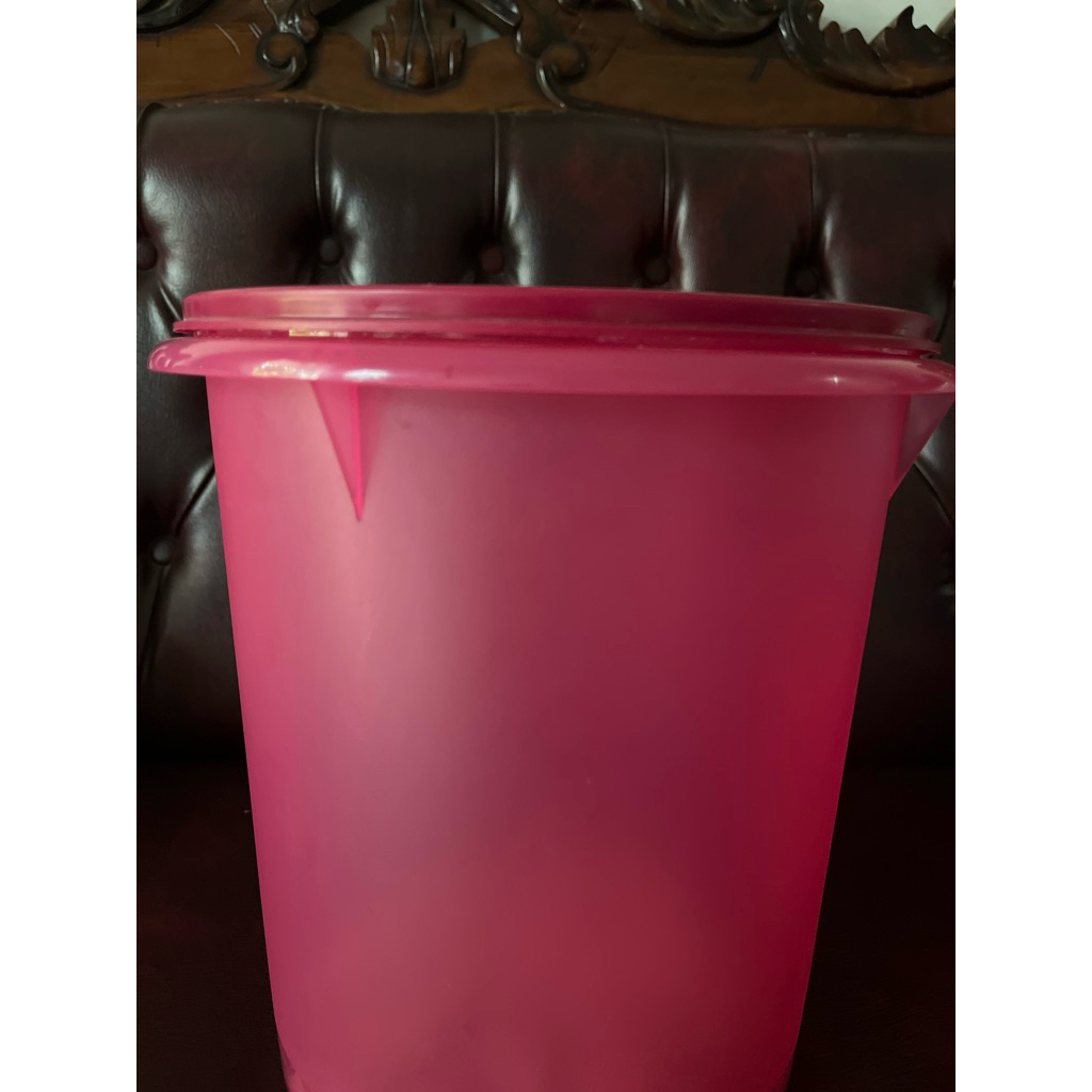Tupperware 8lt tempat Kerupuk PINK