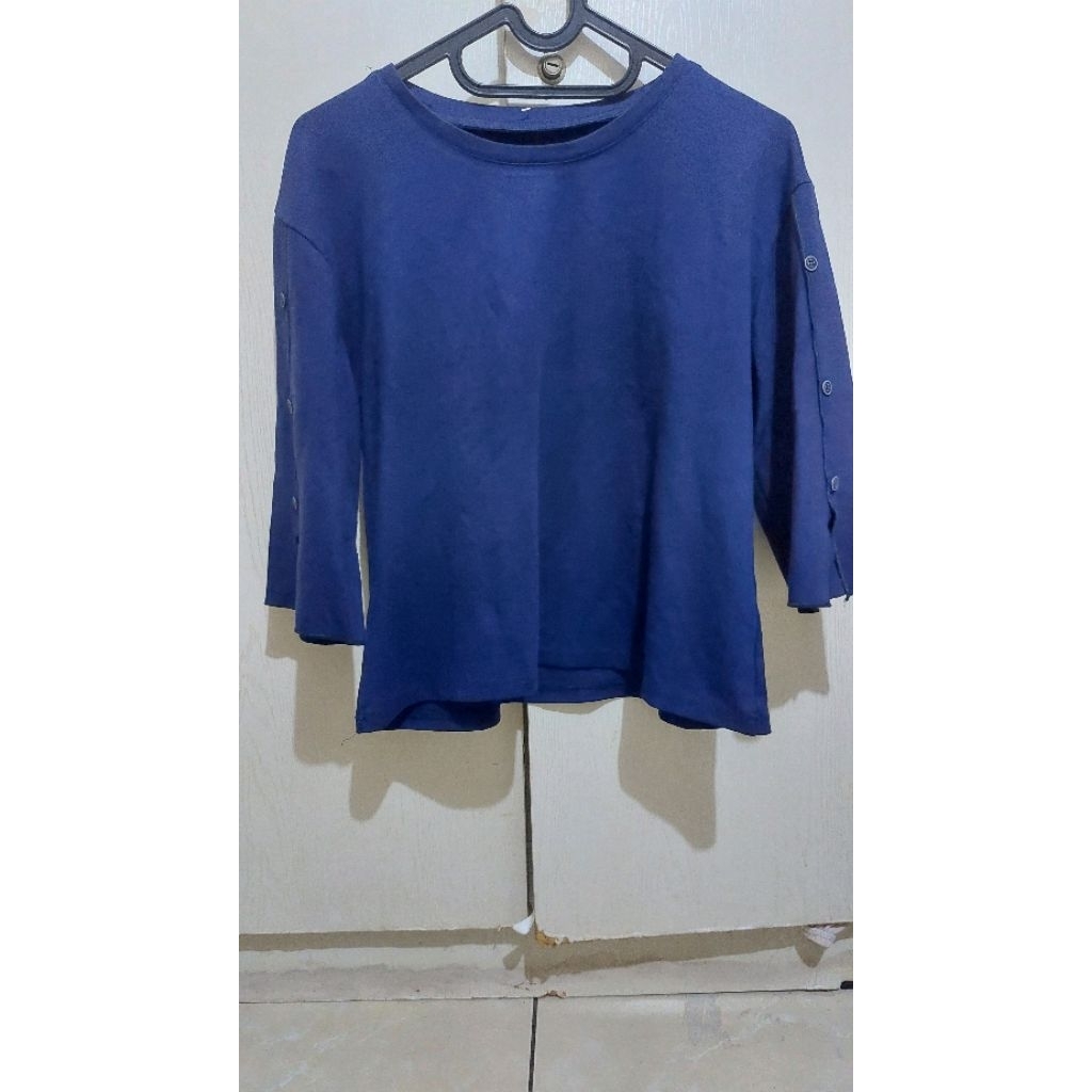 baju biru