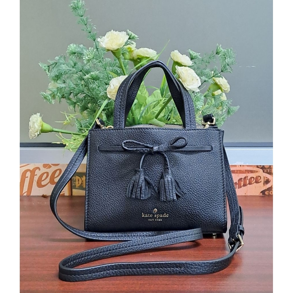 Tas Selempang Wanita K*S Kulit Hitam Preloved